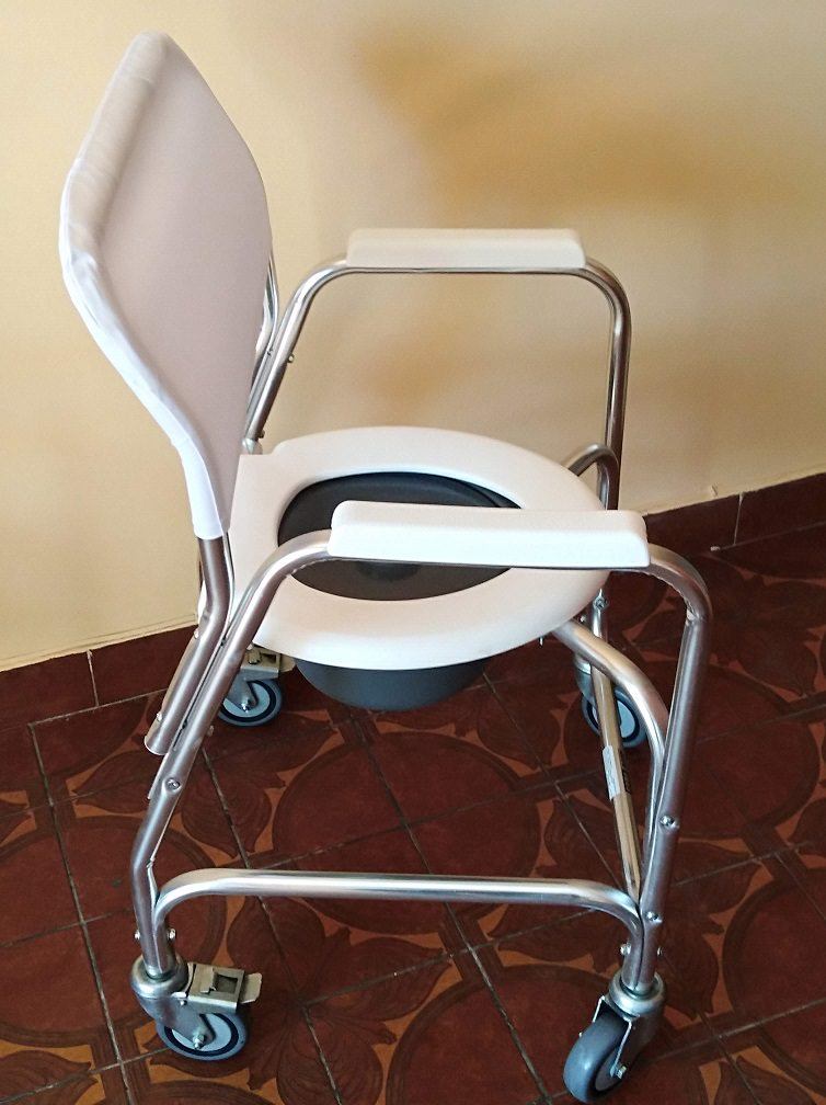 Silla Higiénica con Ruedas de Aluminio para la ducha